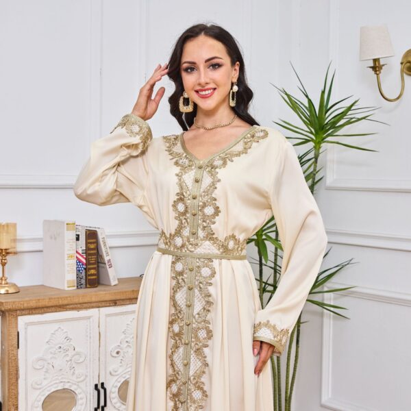 Arab Muslim Robe Women's Clothing - Image 2